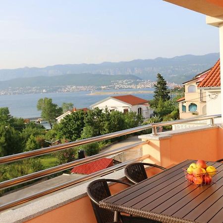 Apartment Dina Šilo Eksteriør bilde