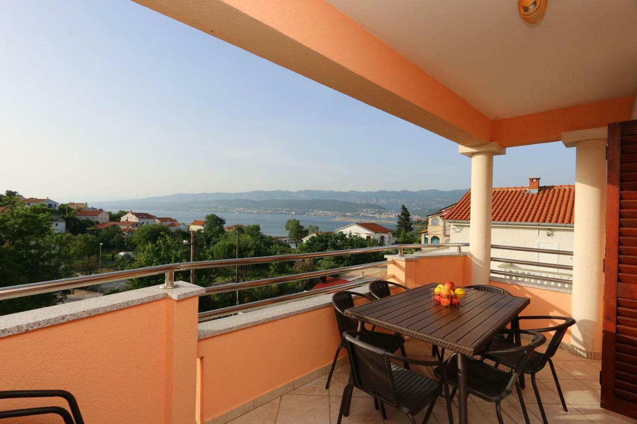 Apartment Dina Šilo Eksteriør bilde